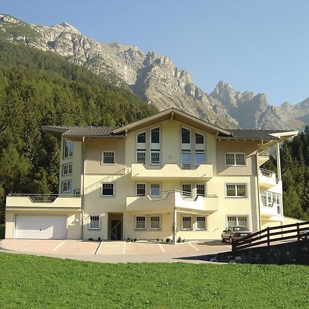 Appartementhaus Pinnisblick Нойщифт им Щубайтал Екстериор снимка